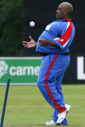 Dwayne Leverock: Bermudan heavyweight - Cricket Country - 300 x 446 jpeg 153kB