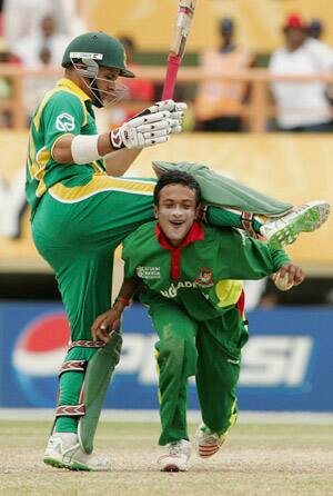 World Cup 2007: Bangladesh left-arm spinners strangle ... - 300 x 446 jpeg 52kB