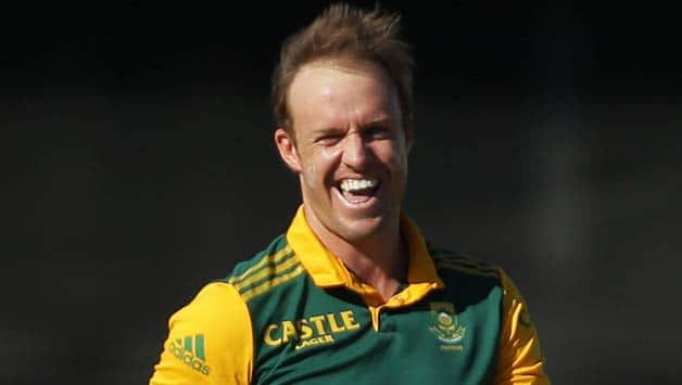 AB-de-Villiers-of-South-Africa-celebrate