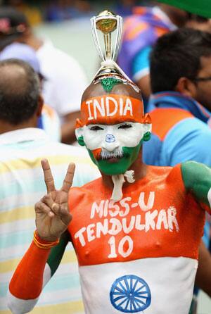 Sudhir Kumar cheers India during match against South ... - 300 x 446 jpeg 42kB