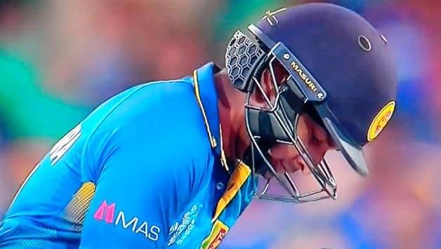 Kumar Sangakkara wears helmet with extra protection in ... - 628 x 355 jpeg 55kB