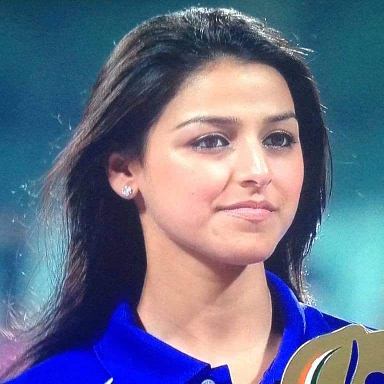 <b>Rakhee Kapoor</b> Tandon, the girl who won billion hearts during IPL 2015 final <b>...</b> - 11265258_977598922284506_7568262229506139554_n