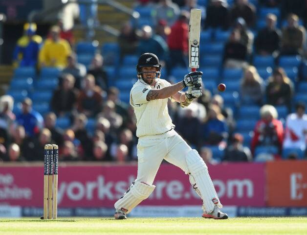 Luke Ronchi top scored for New Zealand with 88 © Getty Images