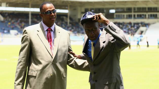 Sir Wes Hall (right) was presented the honorary cap by Courtney Walsh (left) © Getty Images