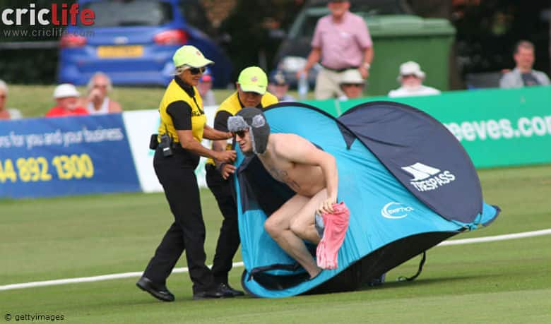 When a streaker tried to make the headlines ahead of the Ashes