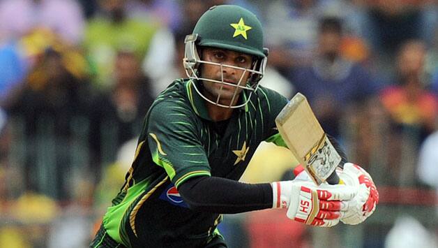 Mohammad Hafeez was run out for 11 © AFP