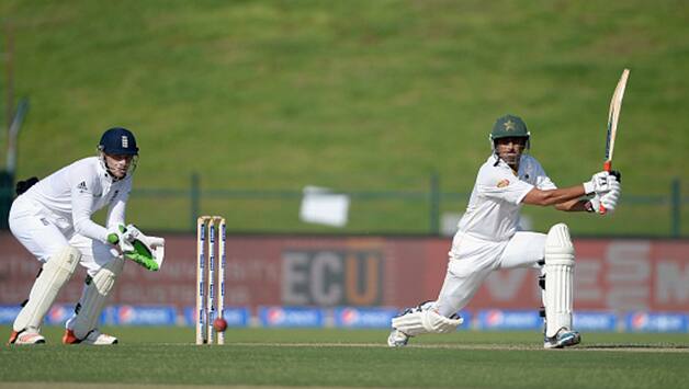 Younis Khan (right) overtook Javed Miandad's tally of 8832 runs made in 124 Tests — a record which stood for 22 years © Getty Images