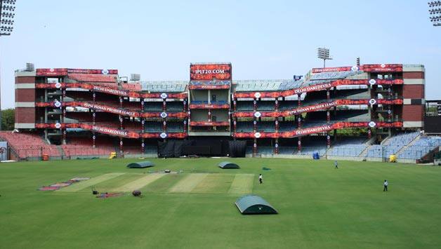 DDCA groundsmen under local curator Ankit Datta watered the strip on Sunday © IANS