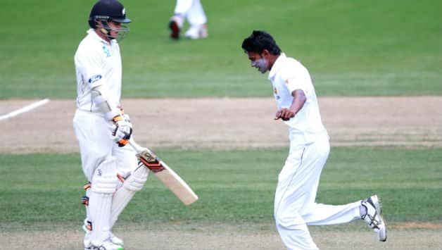 Dushmantha Chameera was the pick of the Sri Lankan bowlers, picking up three wickets in that session © Getty Images