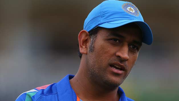 MS Dhoni secured 34 from 64 in 5th ODI against Australia ©Getty Images