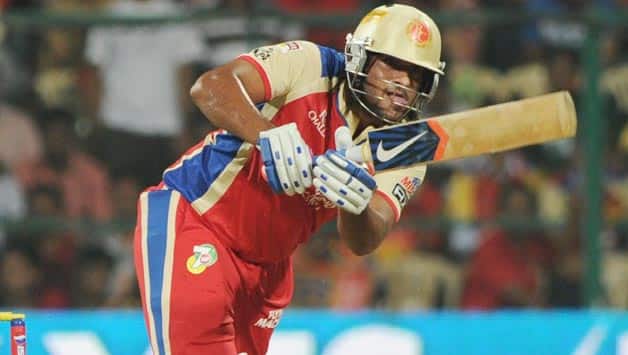 Saurabh-Tiwary-in-action-during-the-matc