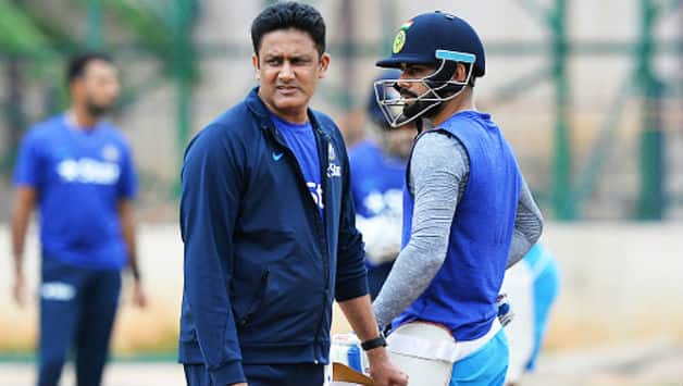 BCCI unhappy with Anil Kumble, invites applications for new head coach