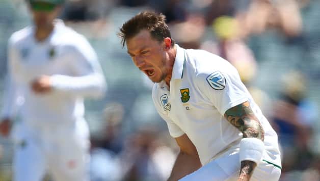 Dale Steyn needs 3 more wickets to become leading wicket taker for South Africa in Test cricket. (Photo - getty)