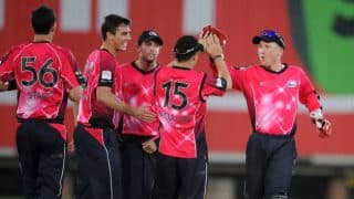 Sixers crush Strikers to enter finals of BBL Sixers crush Strikers to enter finals of BBL