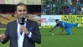 Watch Virender Sehwag laugh at Amit Mishra’s fielding Watch Virender Sehwag laugh at Amit Mishra’s fielding