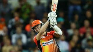 Michael Klinger dismissed for 33 by Brett Lee Michael Klinger dismissed for 33 by Brett Lee
