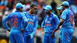 India's bowling woes aggravated by batting failures India's bowling woes aggravated by batting failures
