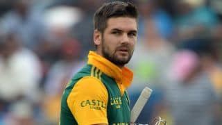 South Africa lose three early wickets South Africa lose three early wickets