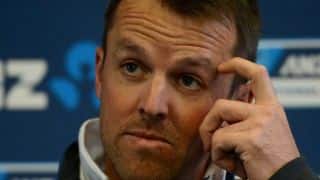 Graeme Swann criticises Kevin Pietersen and Matt Prior's Twitter spat