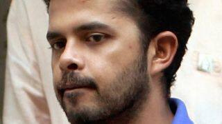 Sreesanth and Congress MP Shashi Tharoor involve in Twitter banter Sreesanth and Congress MP Shashi Tharoor involve in Twitter banter