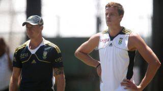 Two players sharing the MoM award in a Tests Two players sharing the MoM award in a Tests