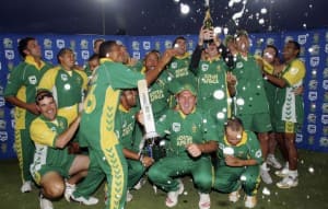 Herschelle Gibbs S 175 Helps South Africa Chase Down Record 434 Against Australia Cricket Country