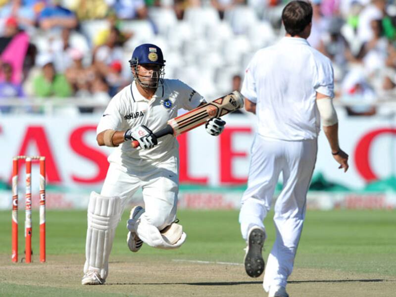 Dale Steyn even tested the best batsman in the world, Sachin Tendulkar but the Master Blaster was a commando with the willow &Acirc;&copy; Getty Images