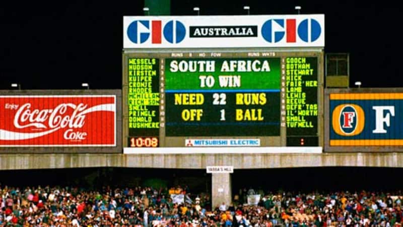 The match was poised for a nail-biting finish with South Africa requiring 22 runs off 13 balls for victory, when rain interrupted the proceedings © Getty Images
