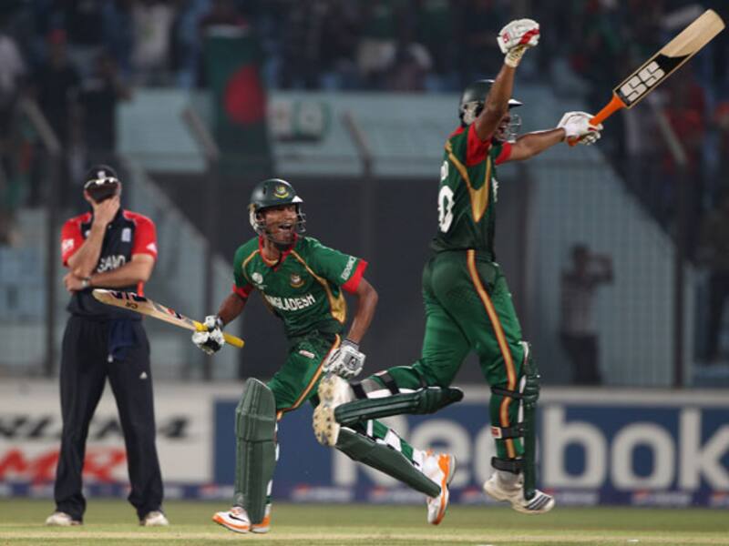 Mahmudullah and Shafiul Islam gave Bangladesh a thrilling win over England at Chittagong &Acirc;&copy; Getty Images