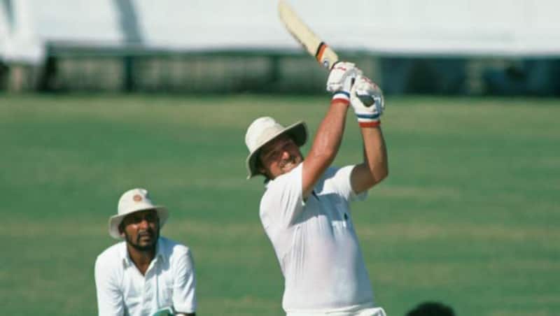 mike gatting batting
