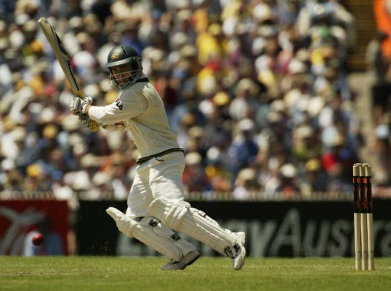 Justin Langer soaked in the applause after reaching his 200. A minute later he resumed with his usual array of strokes &acirc; sweep, straight-drive, cover-drive, pull, the odd hook &acirc; all back in play &Acirc;&copy; Getty Images