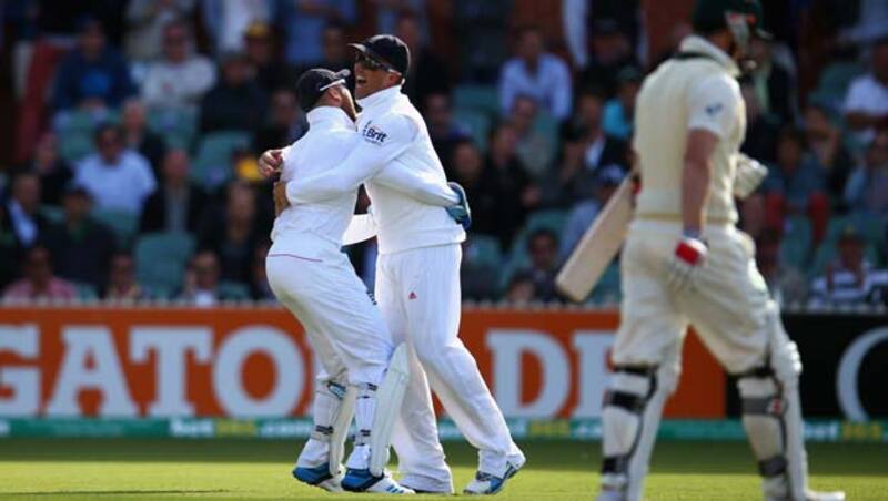 England players celebrate the wicket of George Bailey &copy; Getty Images