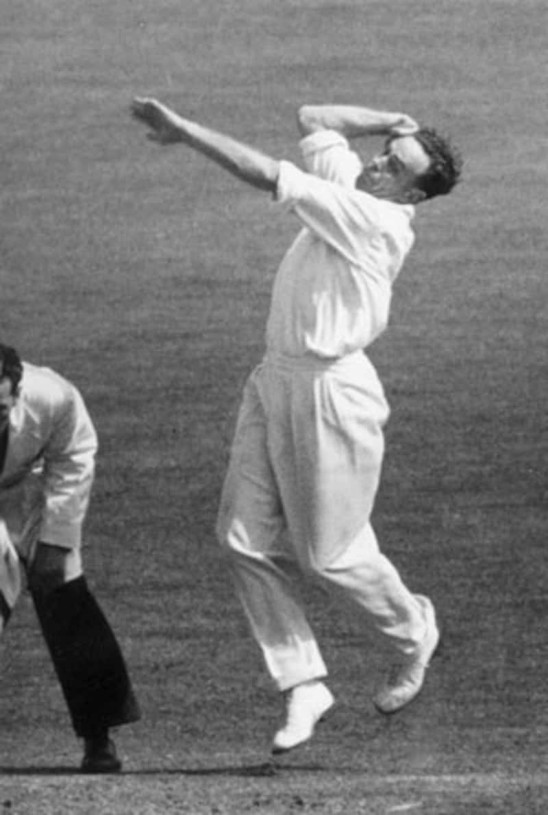 Ian Johnson: The first choice spinner of the 1948 &acirc;Invincibles&acirc;