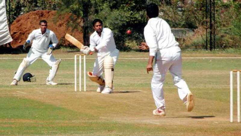 Leander Paes walked in at No3 and struck a 27-ball 42 with four fours and a six. Photo courtesy: DNA