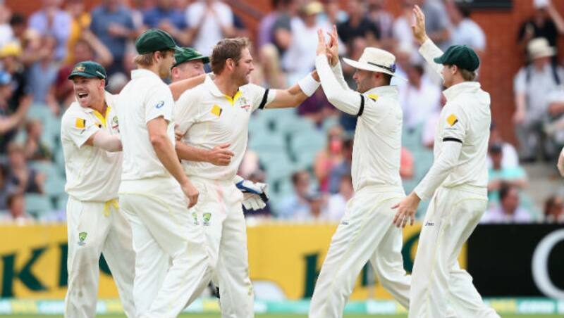 Australia need four wickets to win the second Ashes 2013-14 Test at the Adelaide Oval &Acirc;&copy; Getty Images