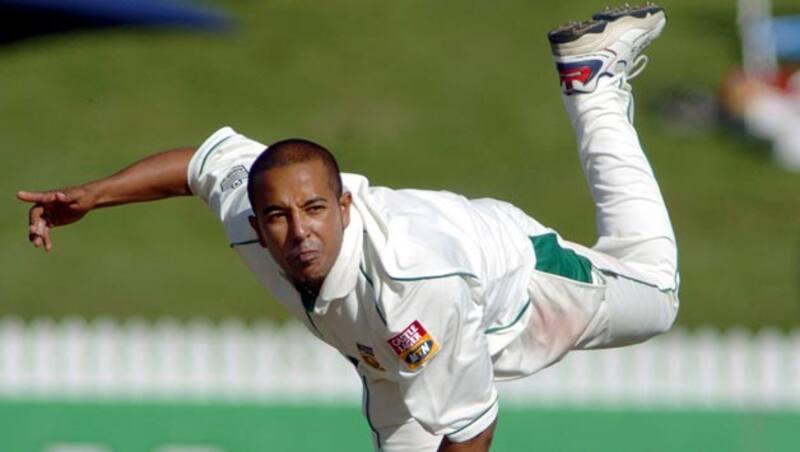 Paul Adams recons Indian spinners will face a tough time &Acirc;&copy; Getty Images