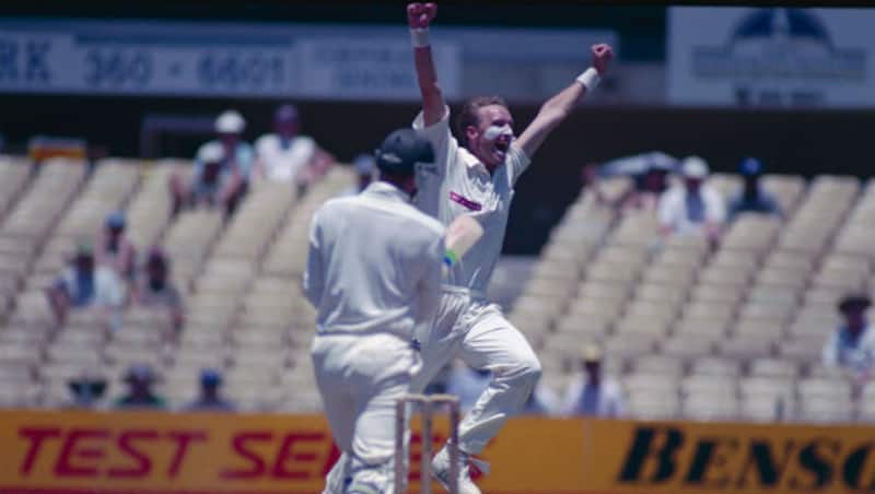 Damien Martyn&acirc;s resilience came to an end when he played an unnecessary shot off Allan Donald in the second innings &Acirc;&copy; Getty Images