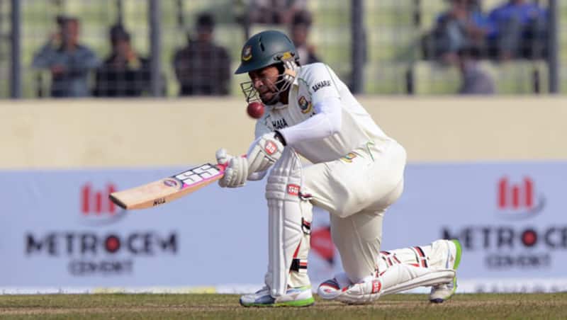 Bangladesh captain Mominul Haque steered Bangaldesh to safety after a mini collapse &Acirc;&copy; AFP