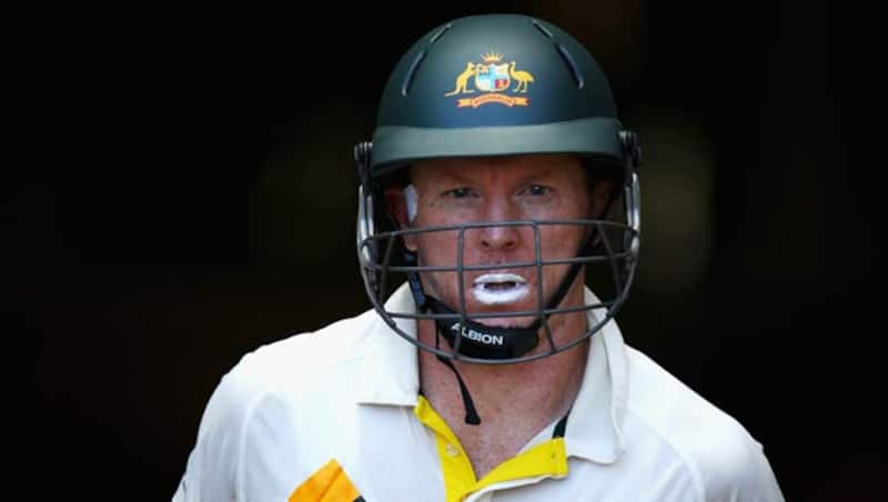 Chris-Rogers-of-Australia-walks-out-to-bat-during-day-two-of-the-Fourth-Ashes-Test-Match-betwee