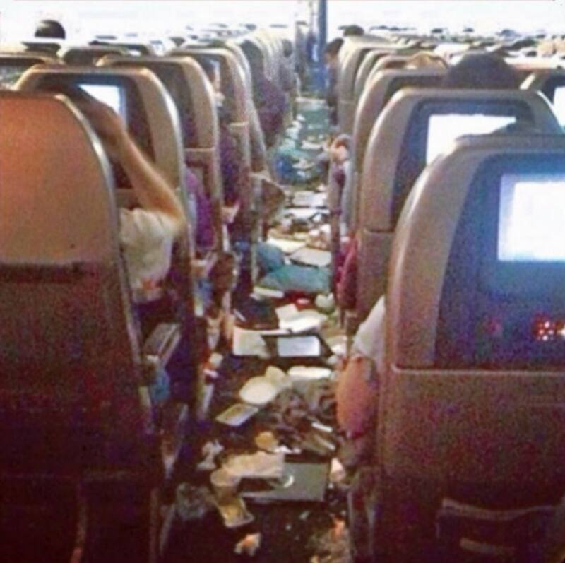 Food and personal belongings of passengers strewn on the walkway after the aircraft went into a free-fall. Photo courtesy - klvn10
