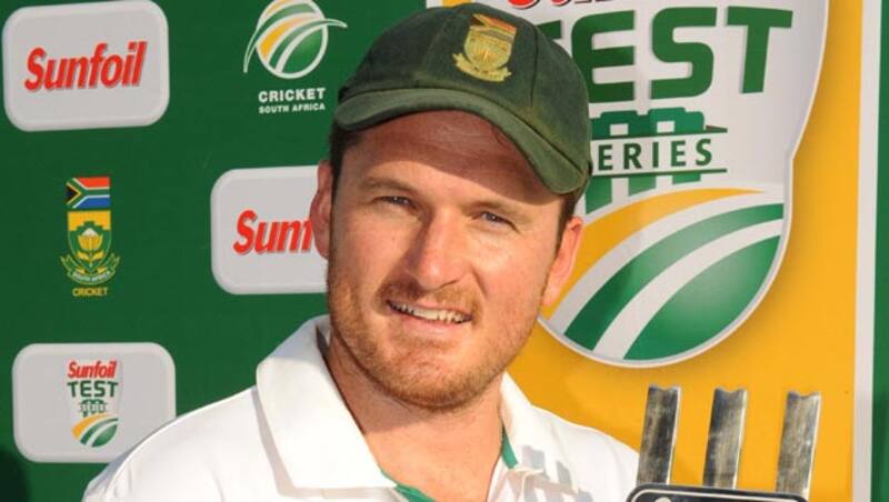 Graeme Smith against Mitchell Johnson promises to be a mouth-watering battle &copy; Getty Images