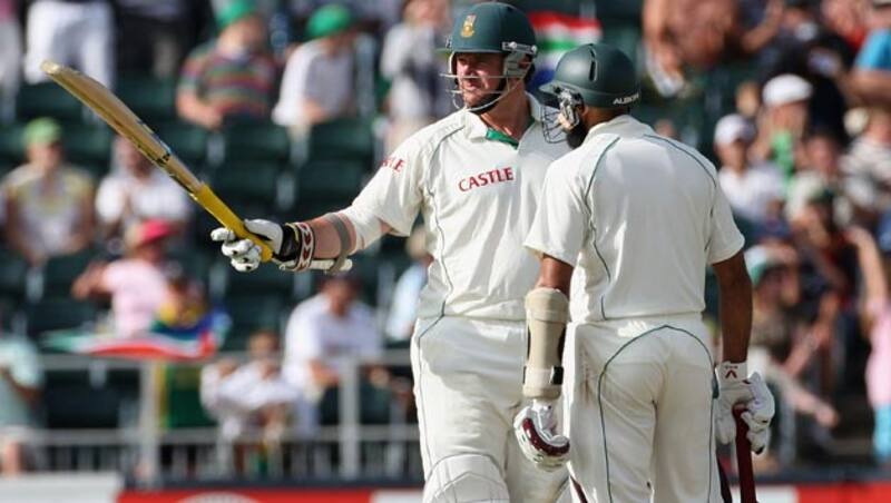 Graeme Smith led South Africa brilliantly to beat Australia 2-1 away in the 2008-09 series &copy; Getty Images (File Photo)