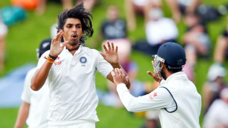 Ishant Sharma picked up three early wickets &copy; Getty Images