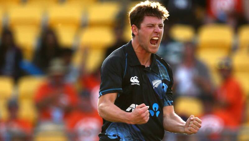 Matt Henry tore the Indian batting line up during his dream debut in &copy; Getty Images