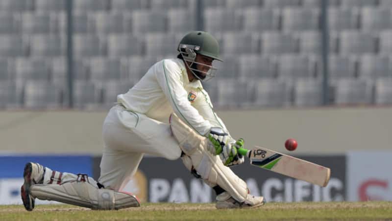 Mominul Haque's fifty keeps Bangladesh's hopes alive in 2nd Test against Sri Lanka