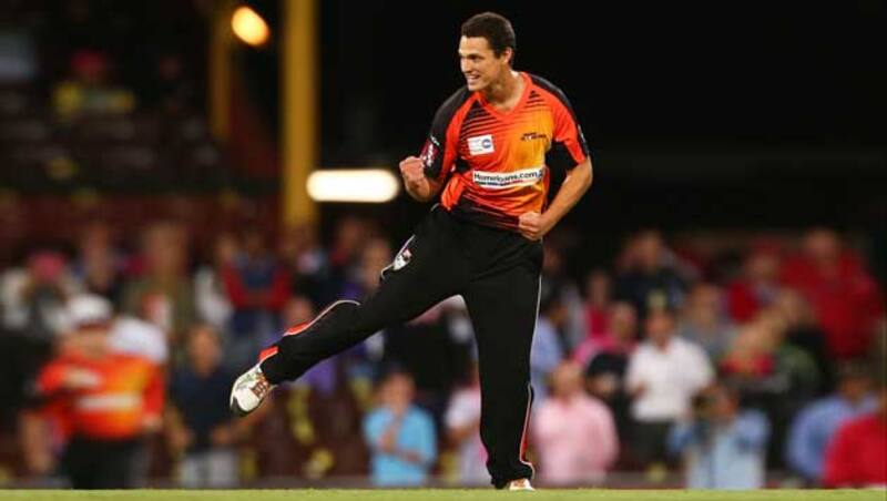 Nathan Coulter-Nile has kept the batsmen in check so far &copy; Getty Images (File Photo)