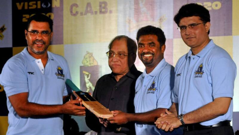 From left: Waqar Younis, Jagmohan Dalmiya, Muttiah Muralitharan and Sourav Ganguly at the launch of 'Vision 2020' in Kolkata &copy; IANS