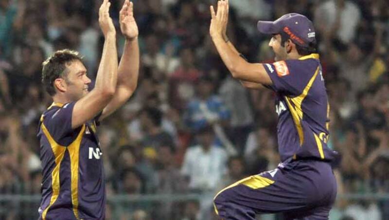Gautam Gambhir (right) said that if KKR put up good totals, their bowlers can win them most matches &Acirc;&copy; IANS