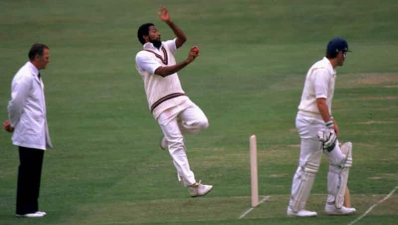 Andy Roberts &acirc; The expressionless assassin