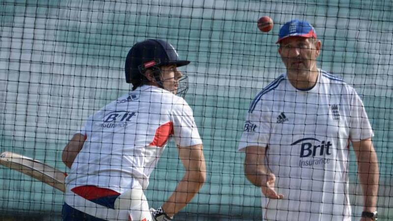 Alastair Cook (left) and Graham Gooch in happier times &copy; Getty Images